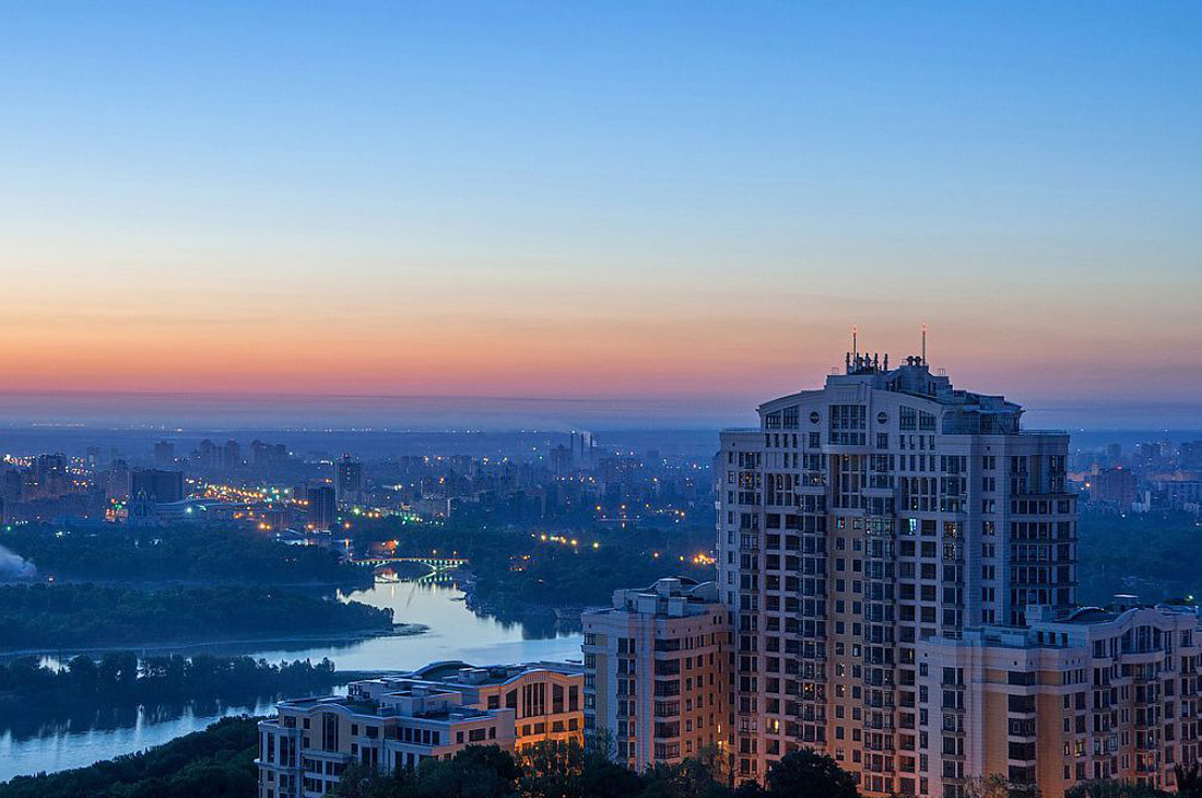 Hrushevskogo Street, 9a